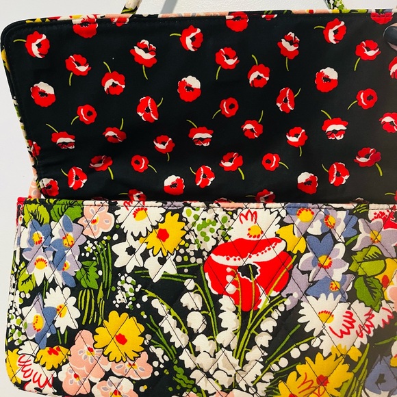 VERA BRADLEY HANDBAG - Picture 5 of 7